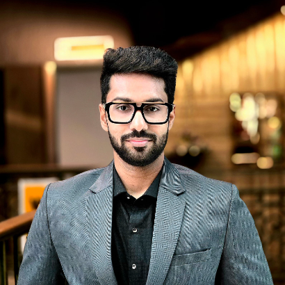 Experianced advocate/Lawyer in pune - Yashh Jadhav